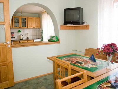 POKOJE GOŚCINNE ANNA I DARIUSZ ROZICCY