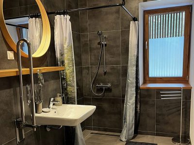 ZAGRODA SZCZĘŚLIWYCH ZWIERZĄT