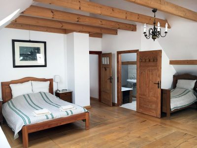 DOM GOŚCINNY POKRZYWNIK 11